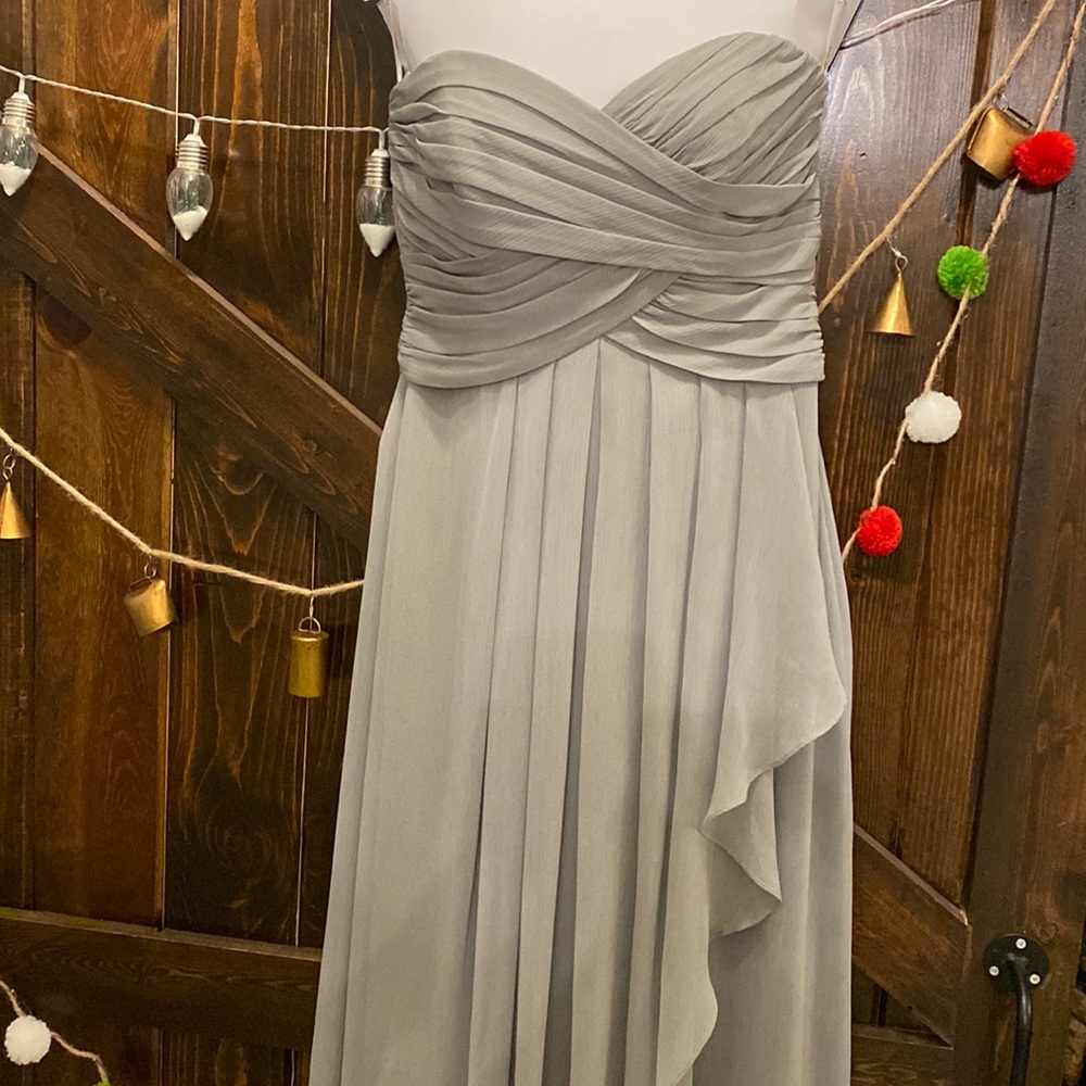 Size 4. Grey formal/bridesmaid dress from David’s bridal